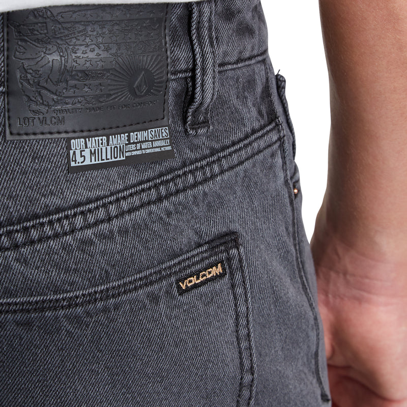 Load image into Gallery viewer, Volcom Solver Modern Fit Jeans 15
